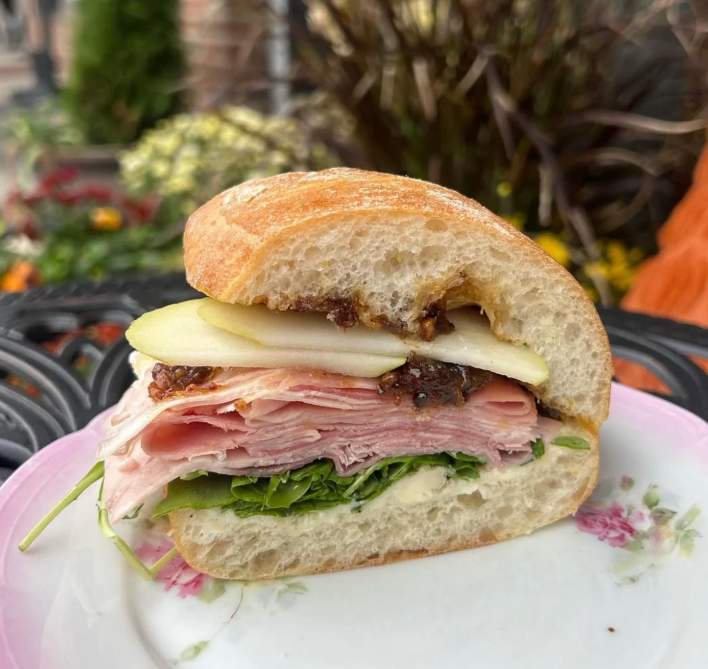 Artisan Savory Jam & Biscuit Gift Set (6-Piece Gourmet Box)